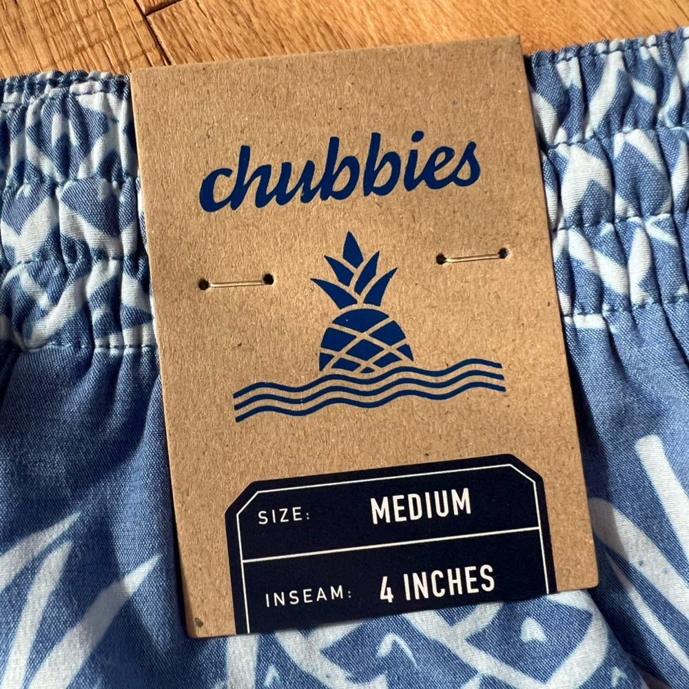 Chubbies Blue and White Pineapple Shorties Classic Swim Trunk 4” - Picture 5 of 6